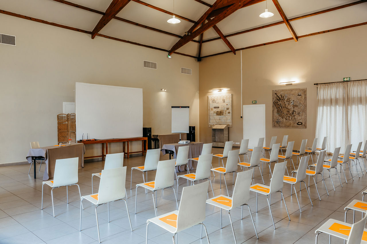 Hotel Le Récif 2 Bourbon: 100 places